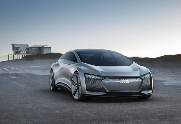 Audi презентовала автомобиль без руля и педалей