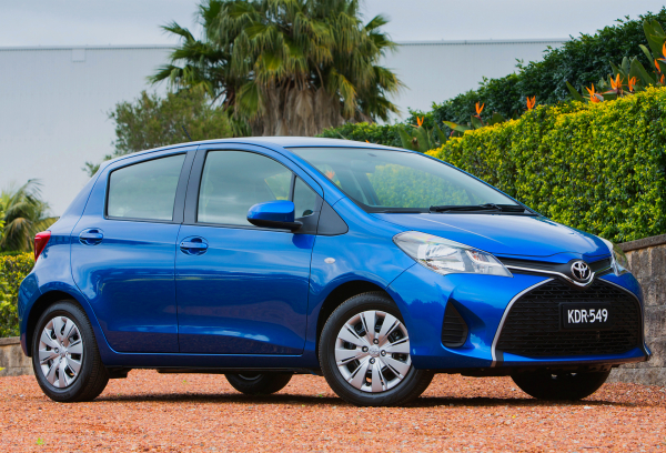 Тест-драйв Toyota Yaris 2014 (Тойота Ярис)
