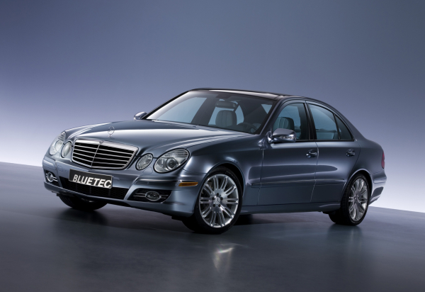 Замена воздушного фильтра на Mercedes W210